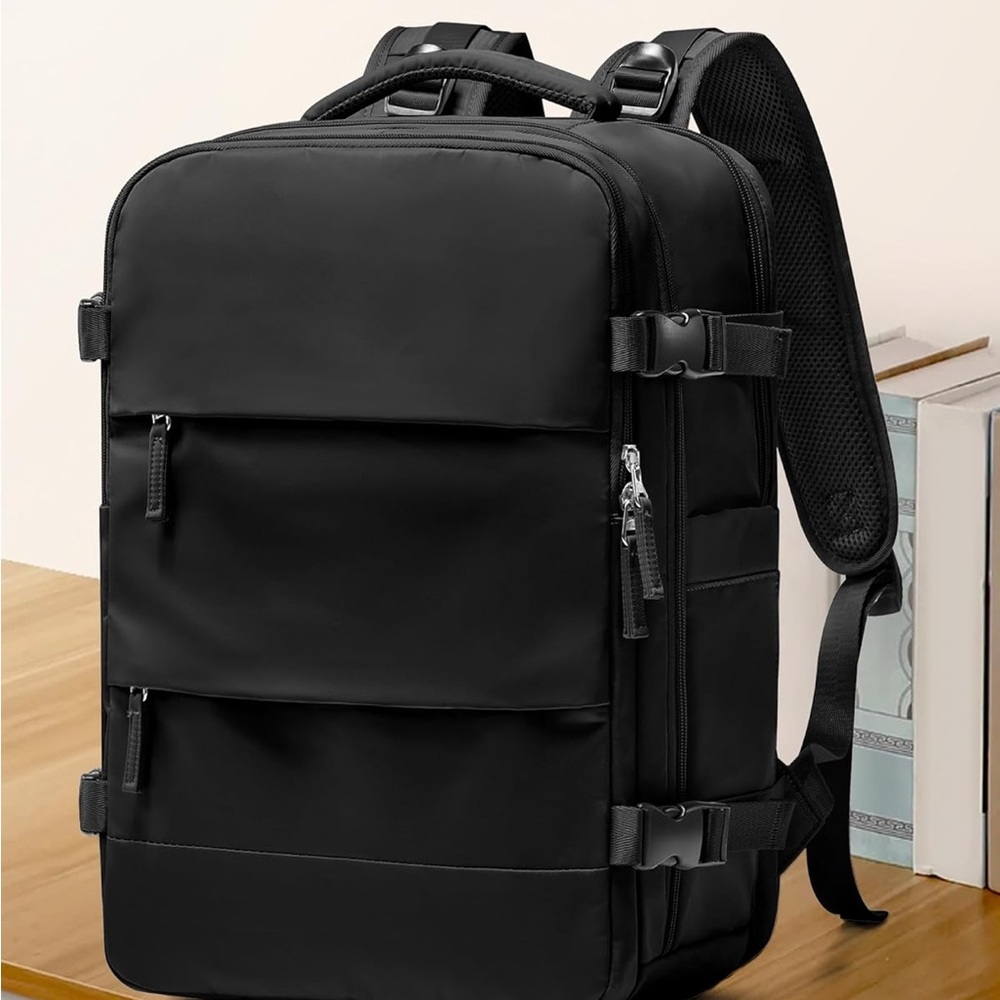 NWT- Travel Carry On Backpack in Black - Picture 2 of 15